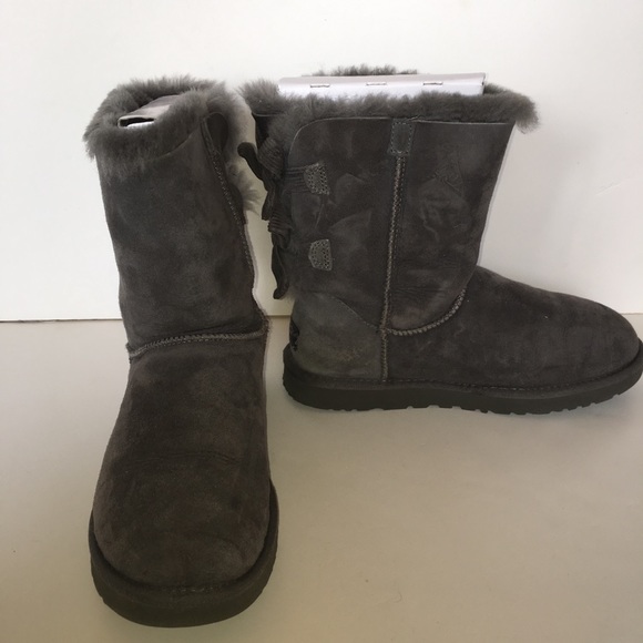 Ugg Womens Corduroy Bow Grey good condition 7 - Picture 3 of 7